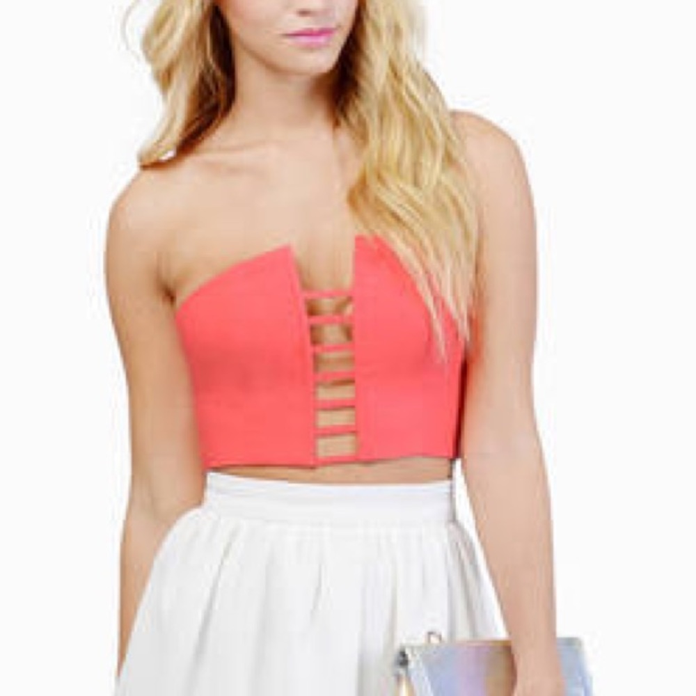 TOBI CROPPED TOP